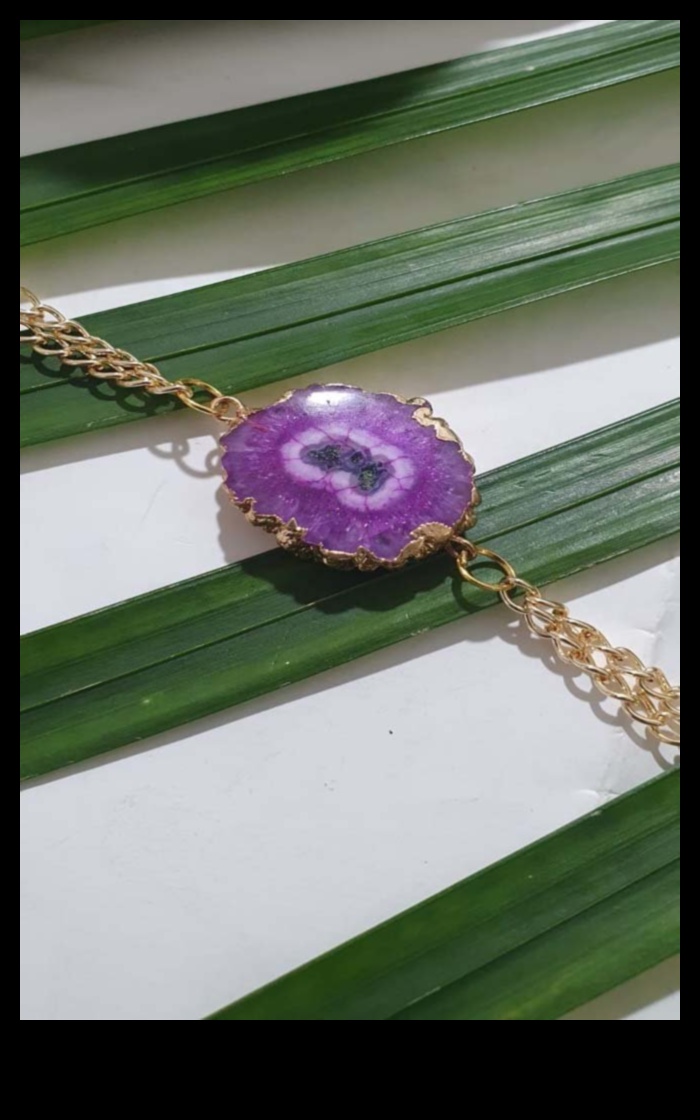 Plaukstas locītava: izrotājiet sevi ar mūsu modernajām rokassprādzēm