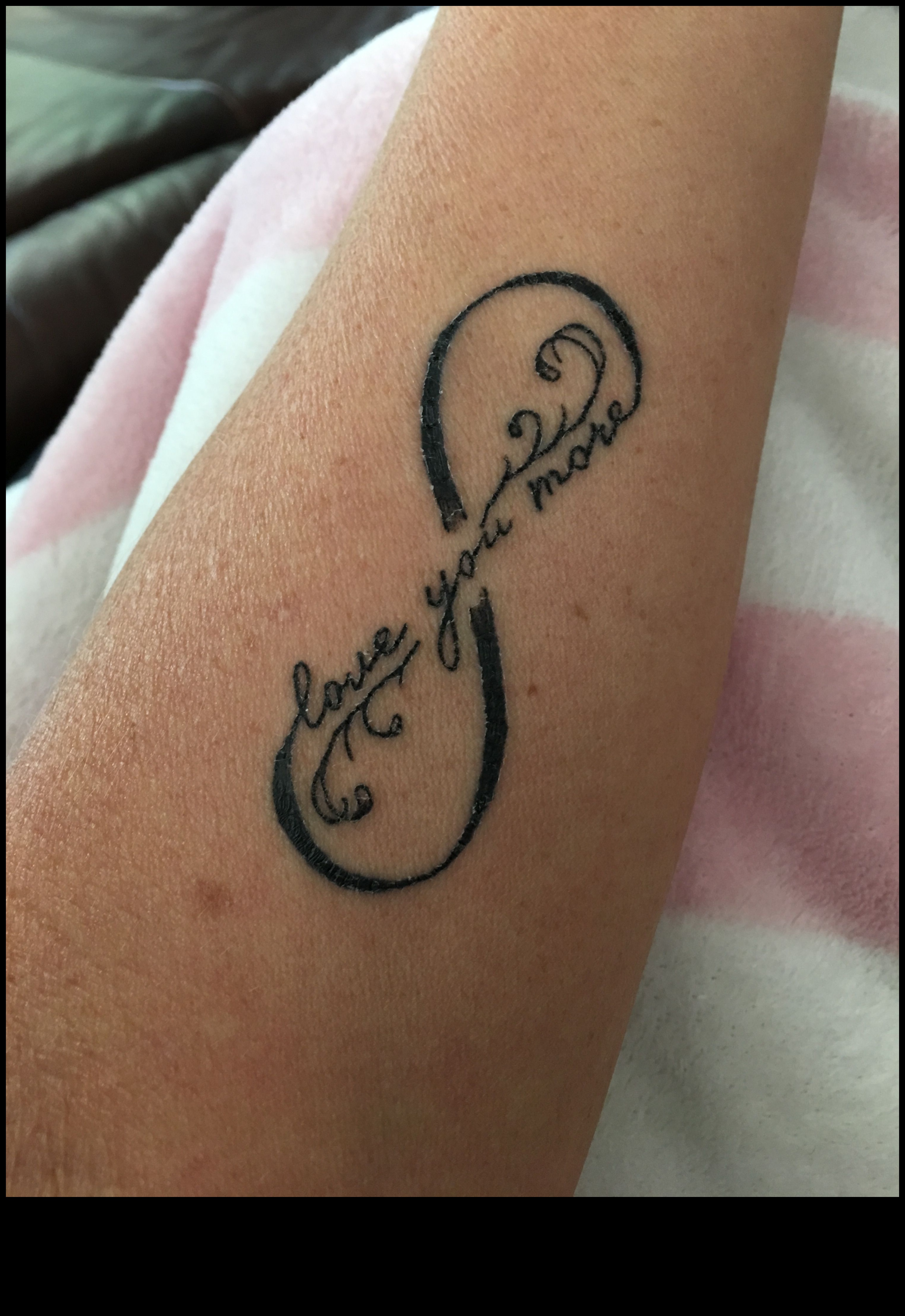 Love Inked: paudiet savu saikni ar pāra tetovējumiem