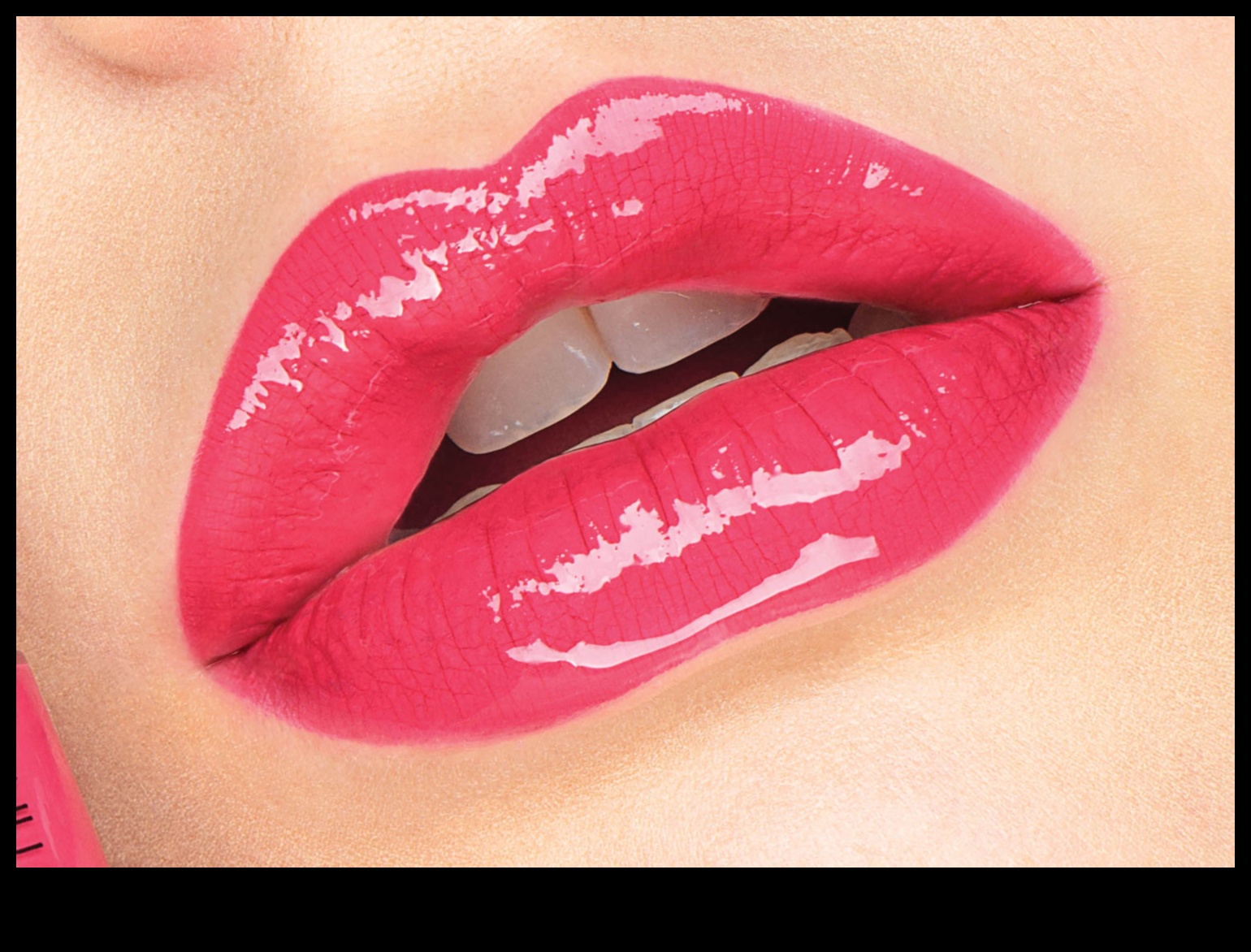 Lūpu spīdums un fotogrāfija: padomi, kā iemūžināt spīdīgās lūpas satriecošā detaļā