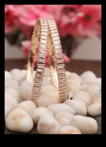 Radiant Revival Ieskauj mūžīgu brīnišķīgā lieta par ceļu labvēlības juvelierizstrādājumiem